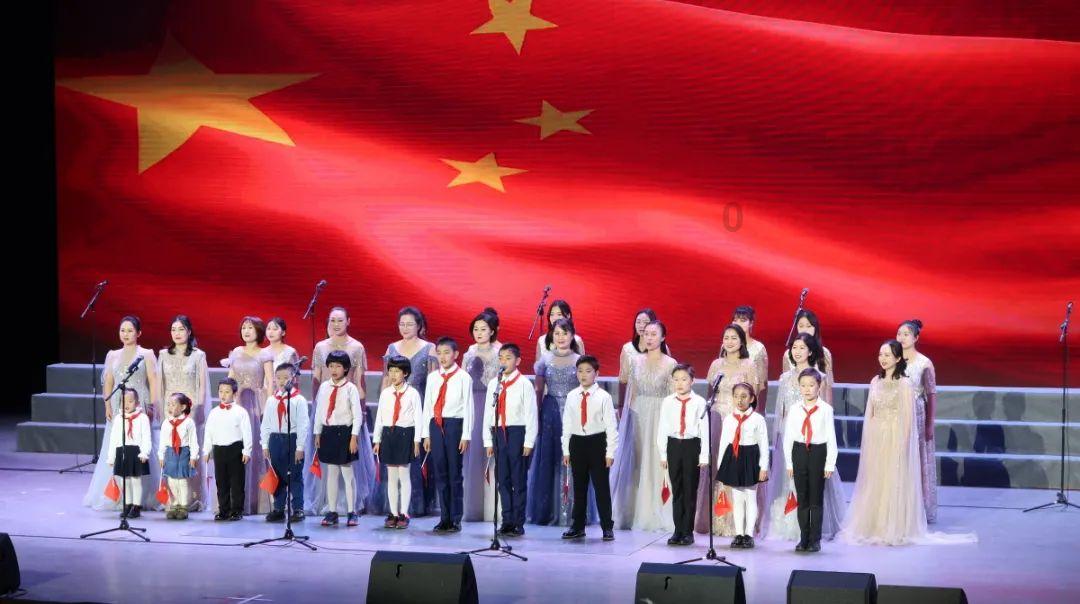 救援美丽小姑娘